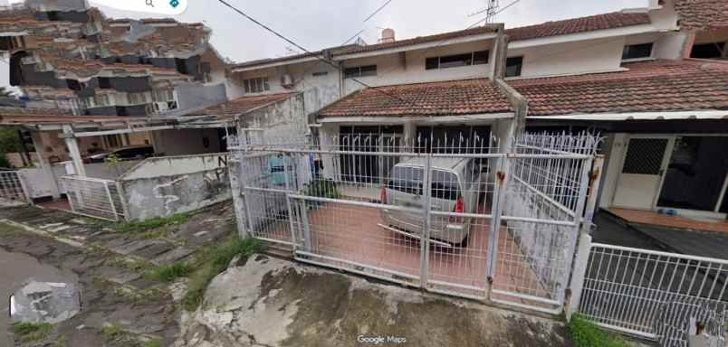 djual rumah komplek strategis srengseng