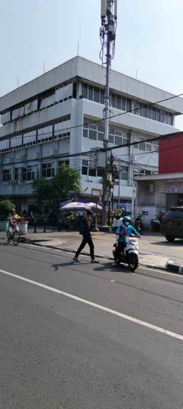 gedung komersial 4 lantai di rawa bunga jatinegara