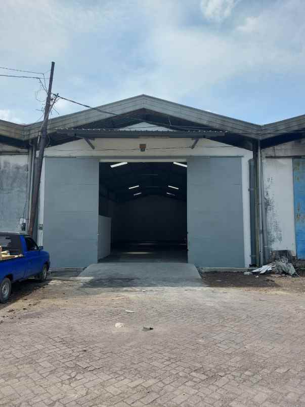 gudang margomulyo lantai cor beton siap pakai surabaya