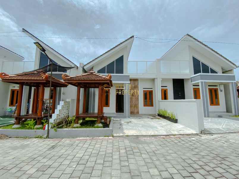 hunian rooftop stylish dengan carport dan smart lock