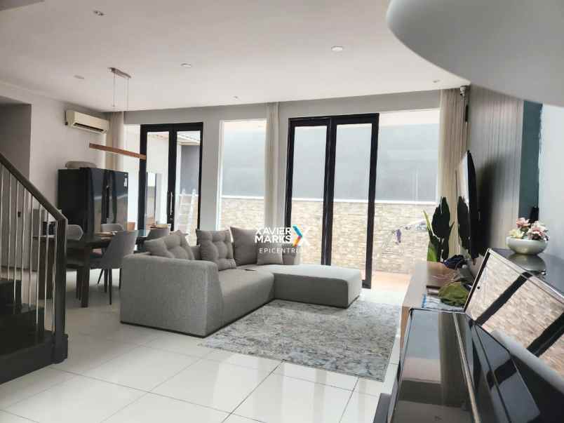 jual cepat rumah di crystal golf citraland utama