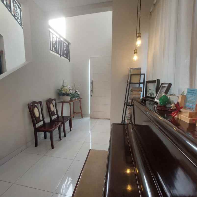 jual cepat rumah huni di summarecon serpong