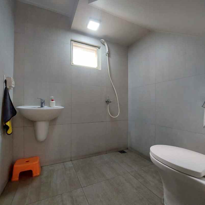 jual cepat rumah huni di summarecon serpong