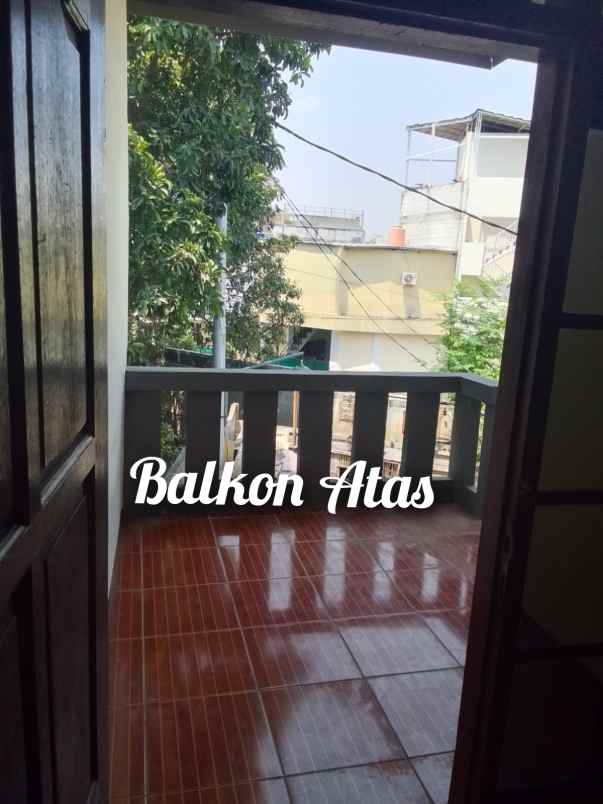 jual cepat rumah second 2 lantai