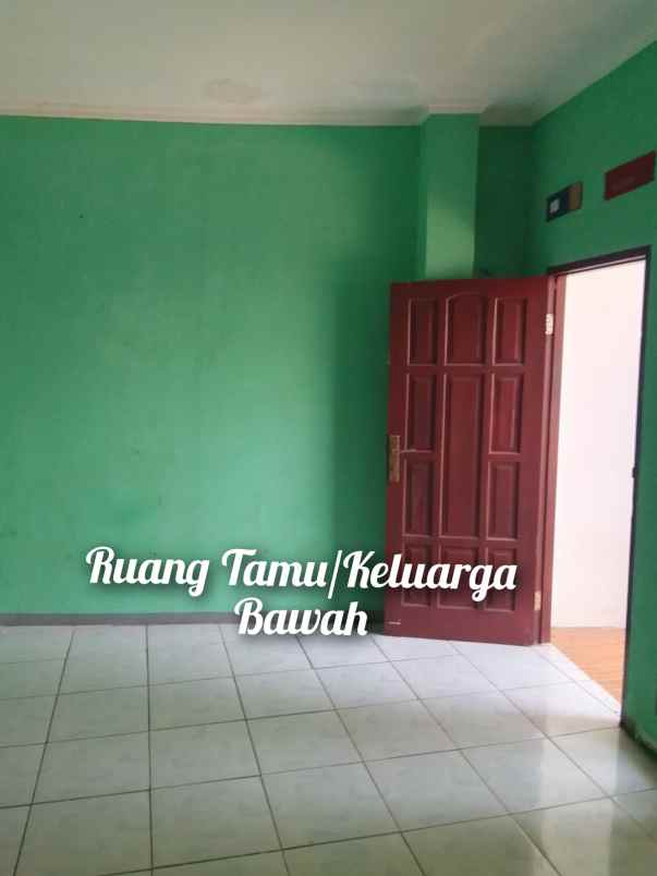 jual cepat rumah second 2 lantai