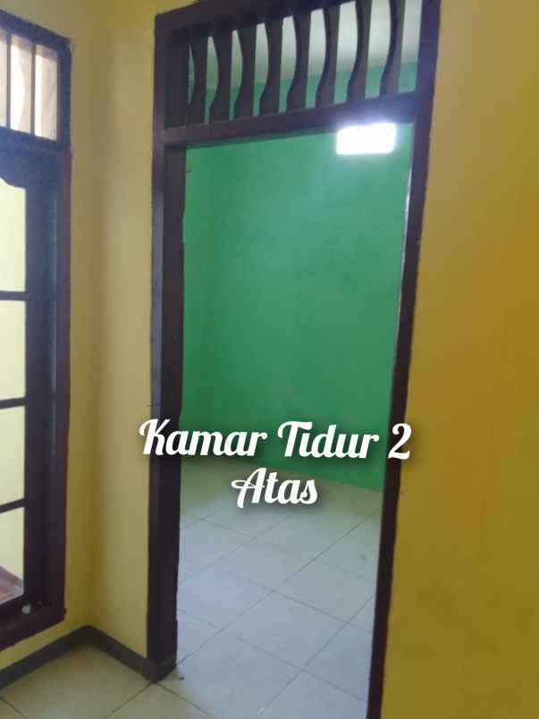 jual cepat rumah second 2 lantai