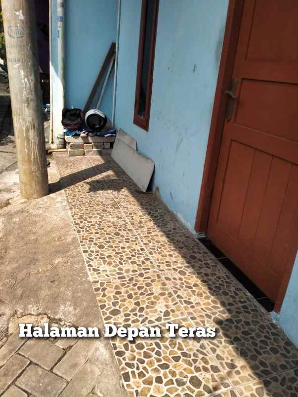 jual cepat rumah second 2 lantai