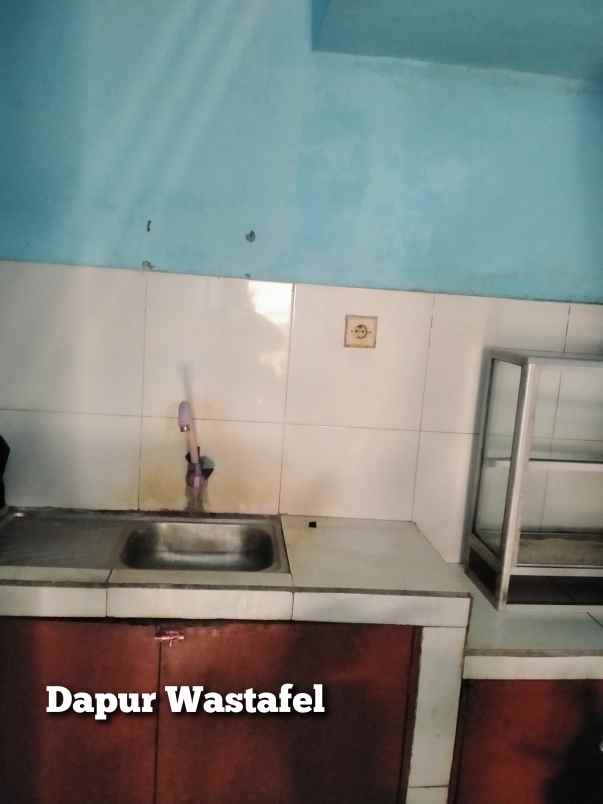 jual cepat rumah second 2 lantai