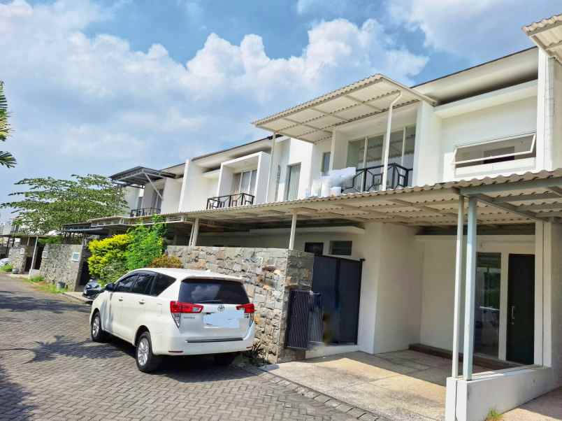 jual de casa residence lakarsantri surabaya rumah baru
