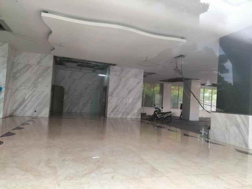 jual gedung 10 lantai di mampang prapatan