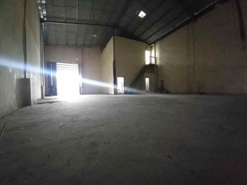 jual gudang gandeng sepatan tangerang