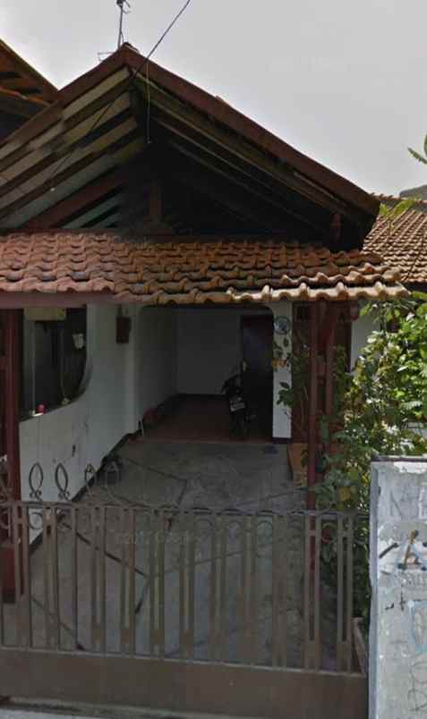 jual murah rumah di cempaka baru strategis