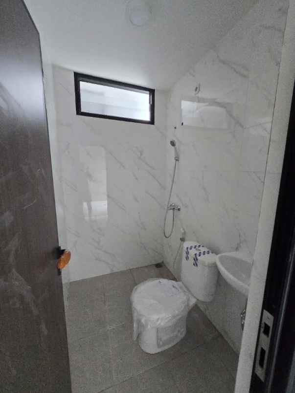 jual rumah baru di wisma mukti klampis surabaya timur