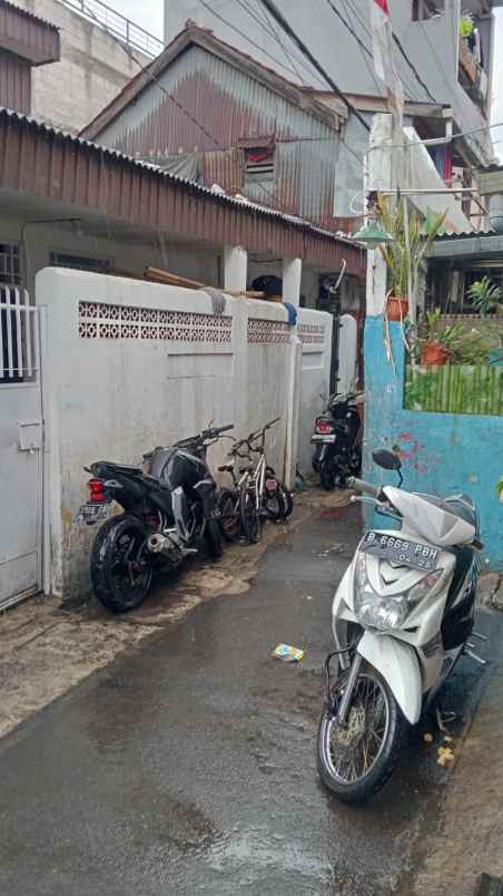jual rumah jl kramat kwitang
