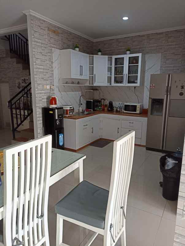 jual rumah komplek ciledug tangerang kota