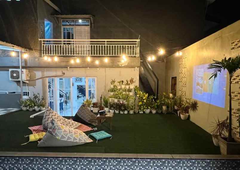 jual rumah komplek dengan kolam renang