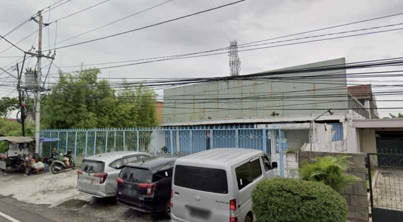 jual tempat usaha bekas showroom karangtempel semarang