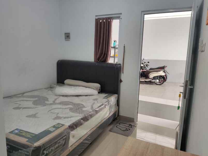 kost kosan baru beji pondok cina depok full furnished