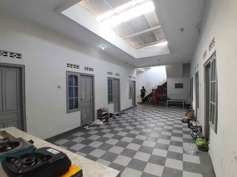 kost murah 23 kamar dijual cepat dekat kampus ukrim