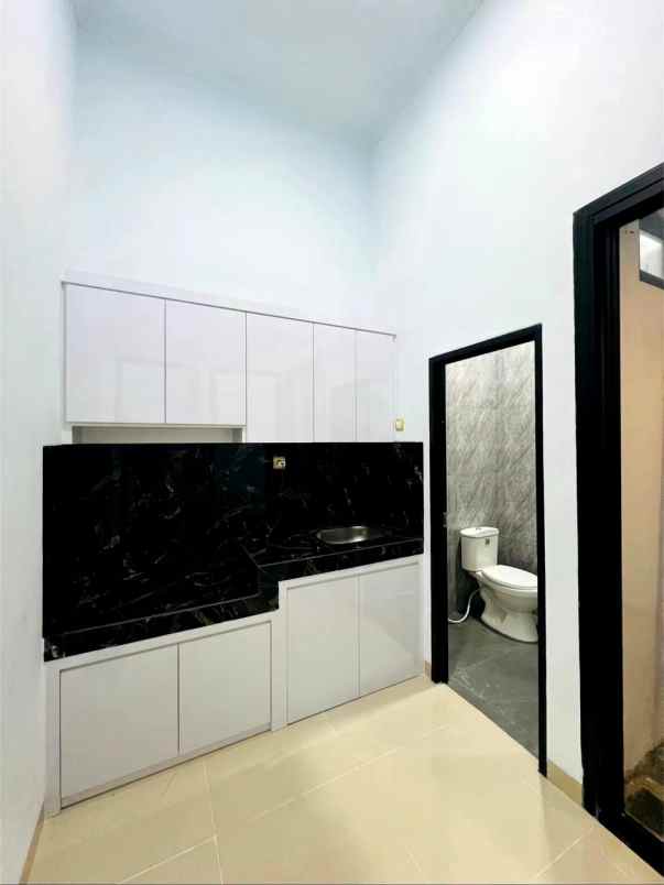 over 45jt rumah siap huni jl pengasinan sawangan depok