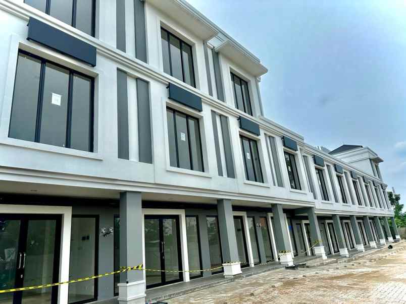 ruko dua lantai tapos cimanggis depok strategis