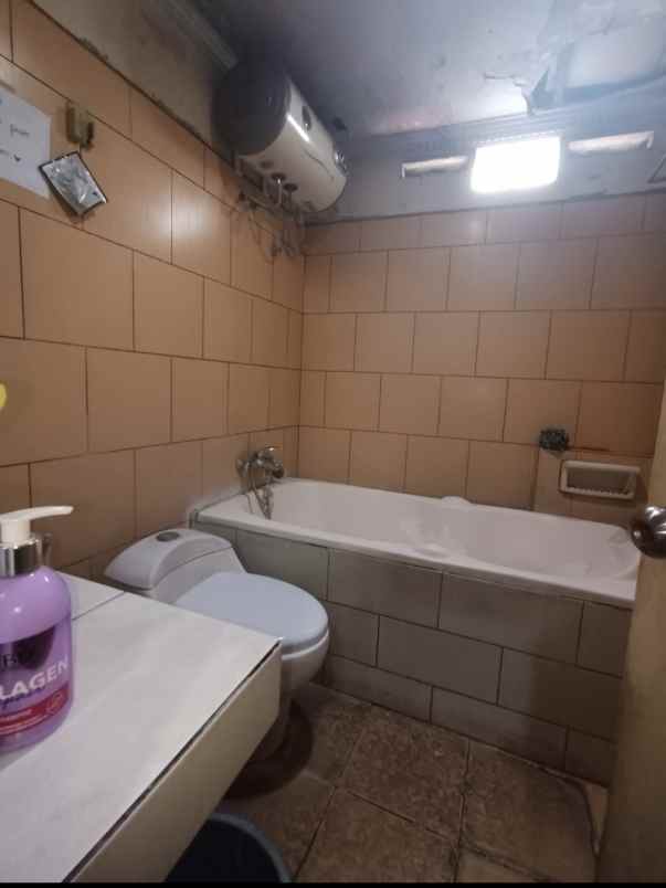 ruko gandeng di jl diponegoro tambun selatan bekasi