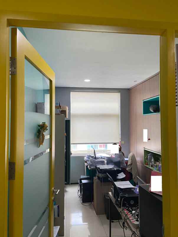 ruko gudang kantor kirana boutique office