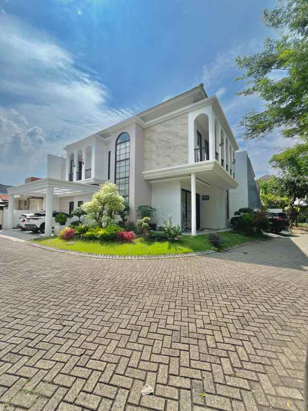 rumah 2 lt full furnish taman puspa raya bisa kpr