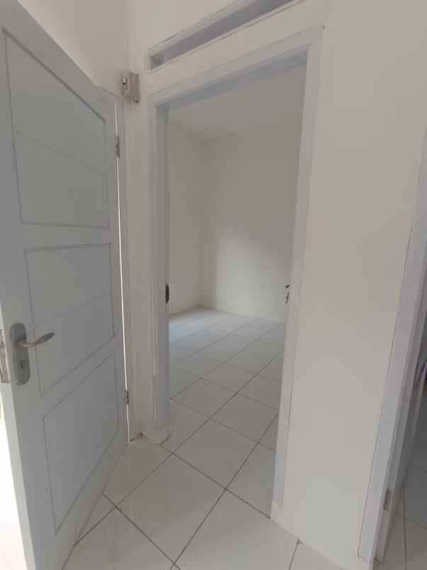 rumah bangunan baru siap huni