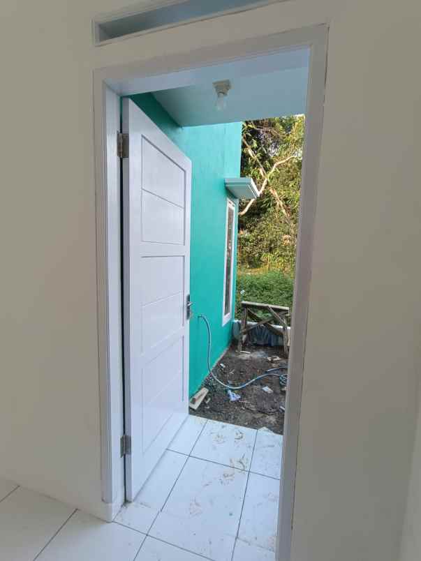 rumah bangunan baru siap huni