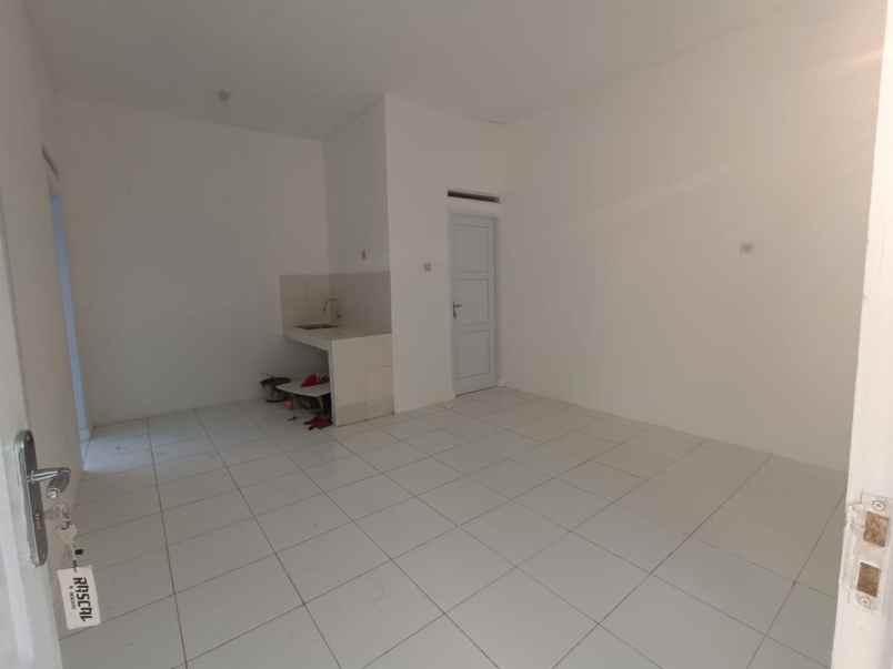 rumah bangunan baru siap huni