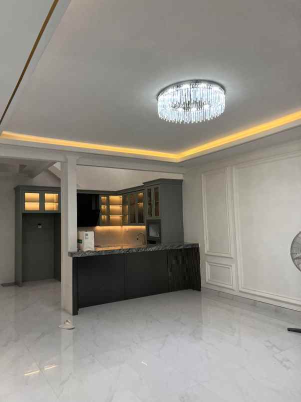 rumah baru dekat raya karang asem surabaya