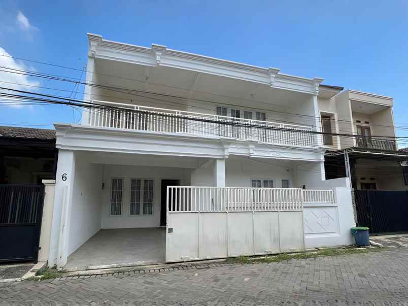 rumah baru dekat raya karang asem surabaya