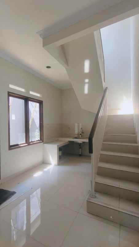 rumah baru dengan lokasi strategis di pamulang tangsel