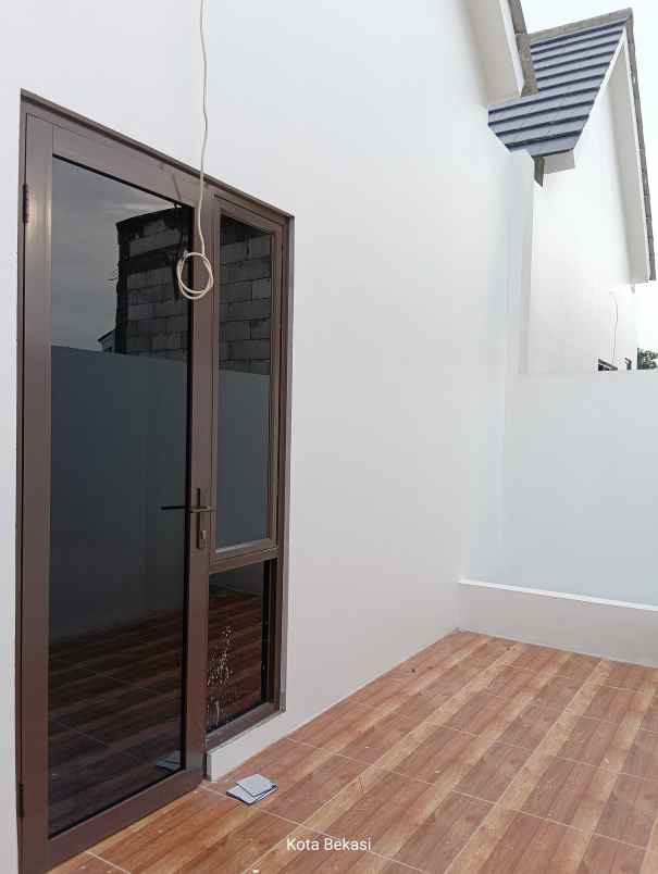 rumah baru siap ditempati jatiasih bekasi