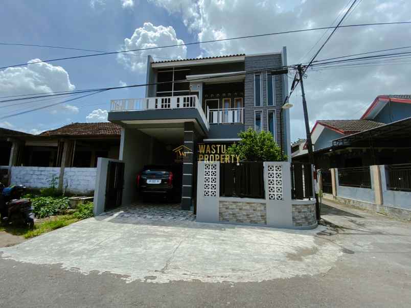 rumah cantik siap huni di purwomartani dekat pamela 7