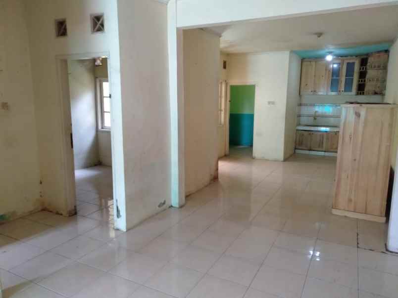 rumah cinere raya limo