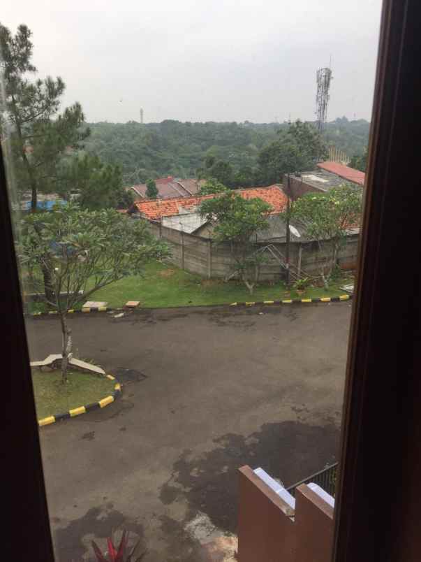 rumah cinere raya limo