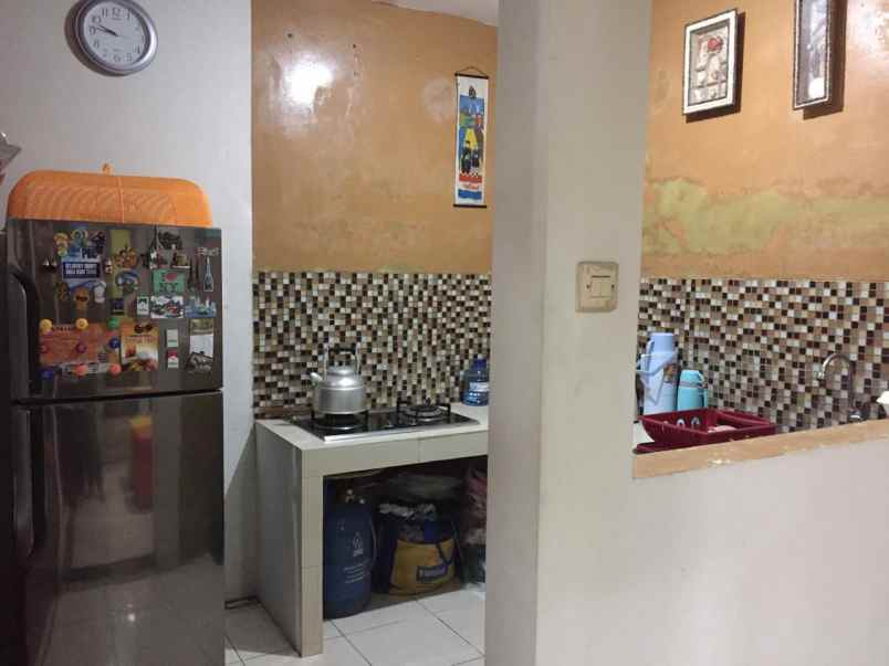 rumah cinere raya limo