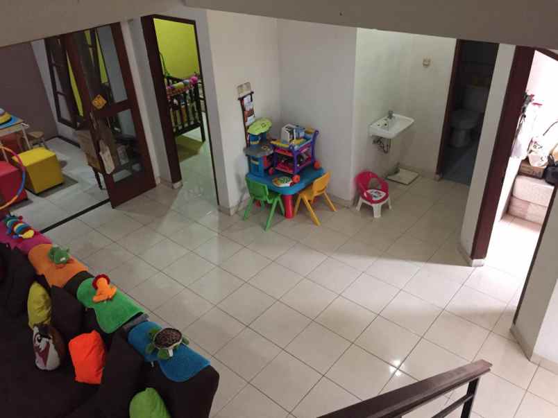 rumah cinere raya limo