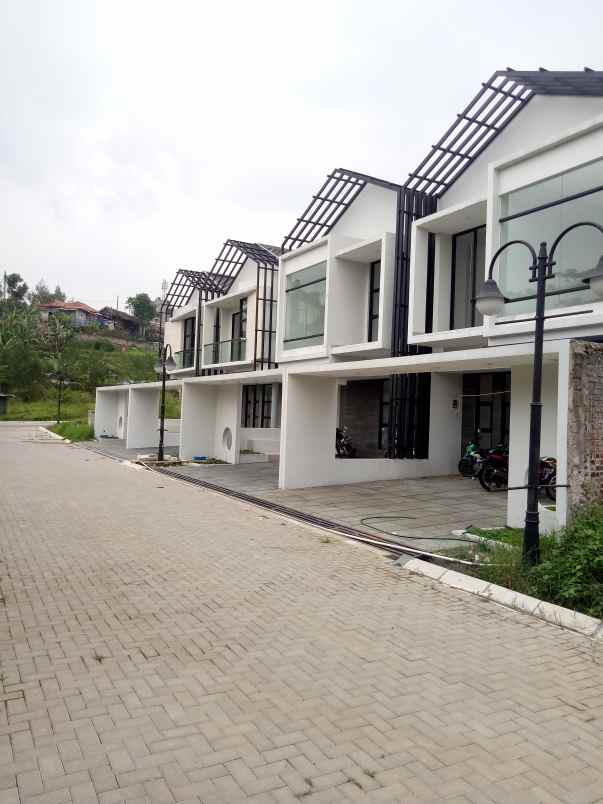 rumah cluster exlusive pondok