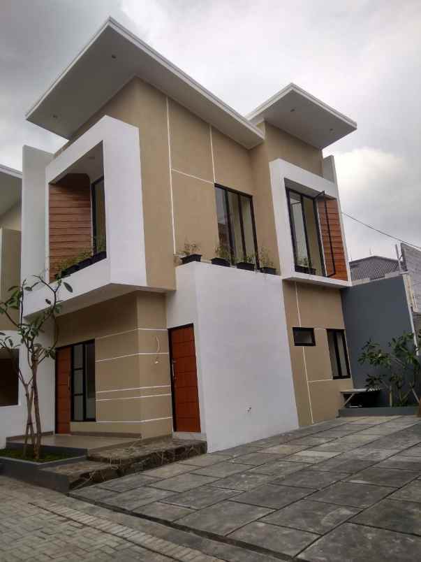 rumah cluster hook condet kramat jati