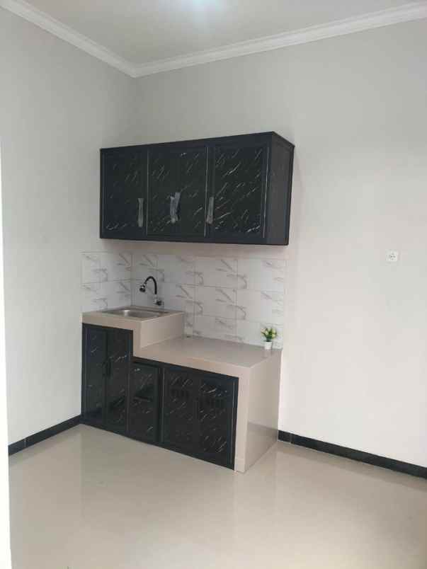 rumah cluster sukun edelweiss dekat pasar induk gadang