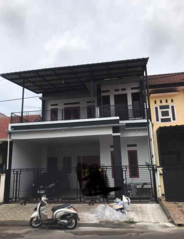 rumah dekat mall di prima harapan regency bekasi utara