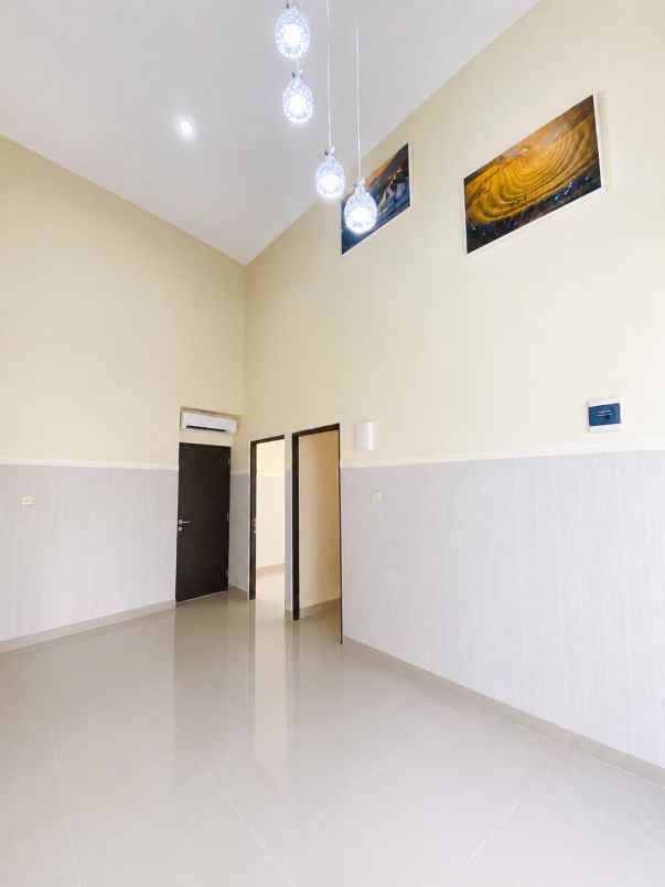 rumah di cikarang dekat mm2100 jababeka