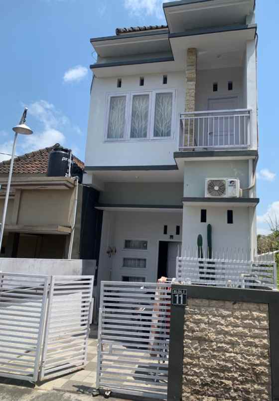 rumah di kwanji dalung kokoh modern dan terawat