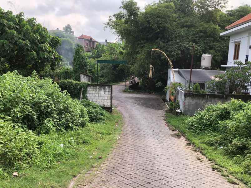 rumah di kwanji dalung kokoh modern dan terawat