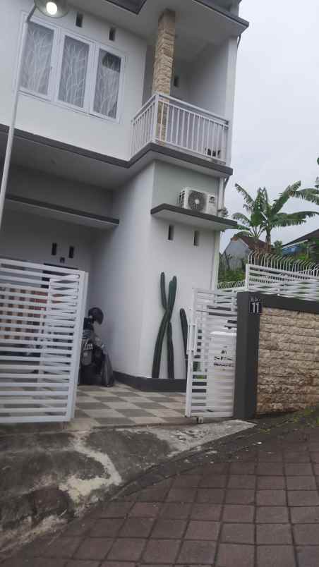 rumah di kwanji dalung kokoh modern dan terawat