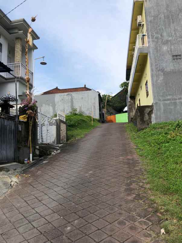 rumah di kwanji dalung kokoh modern dan terawat