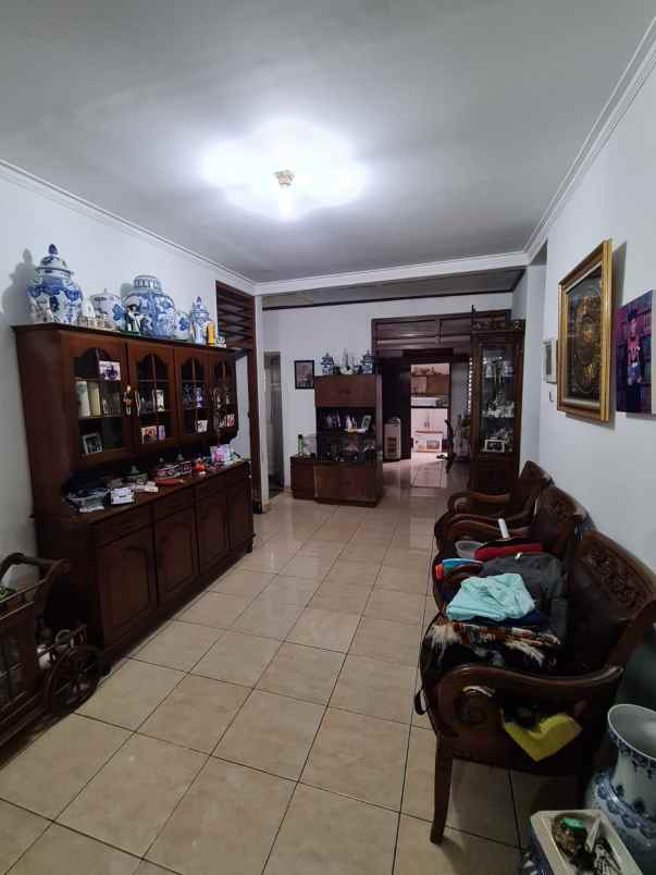 rumah di mampang prapatan jakarta selatan